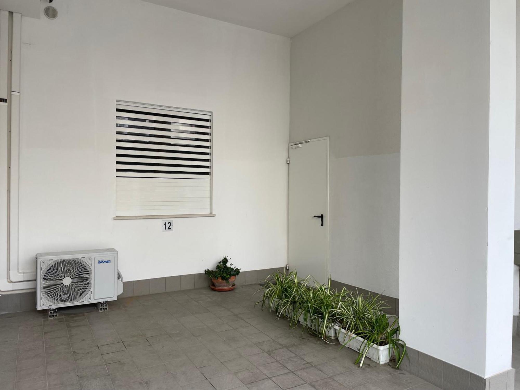 Central Modern Apartment Bari Exterior photo